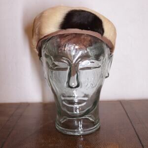VTG Patrice Badger Beret Hat Cap M Chapeau Satin Lined Comb